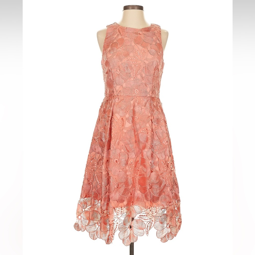 White House Black Market Dress size 4